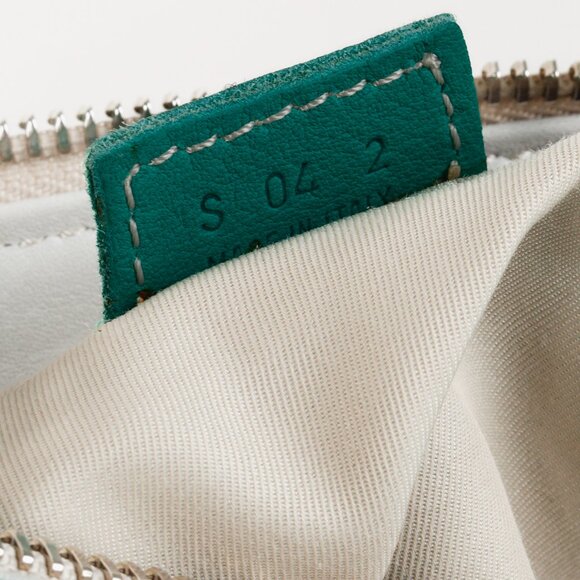 Burberry Shades of Green Vintage Brogue Hobo Shoulder Bag - Picture 14 of 14